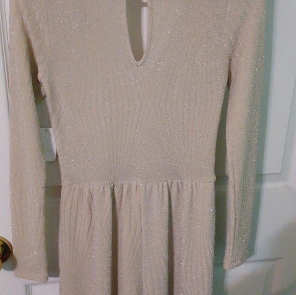 Charlotte Russe Gold Romper NWT - Picture 2 of 2